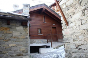 Sunlake Estoul borgo Brusson